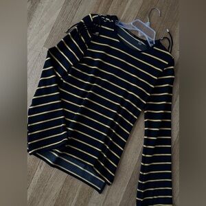Tahari, black and yellow striped long bell sleeve top. Small petite.